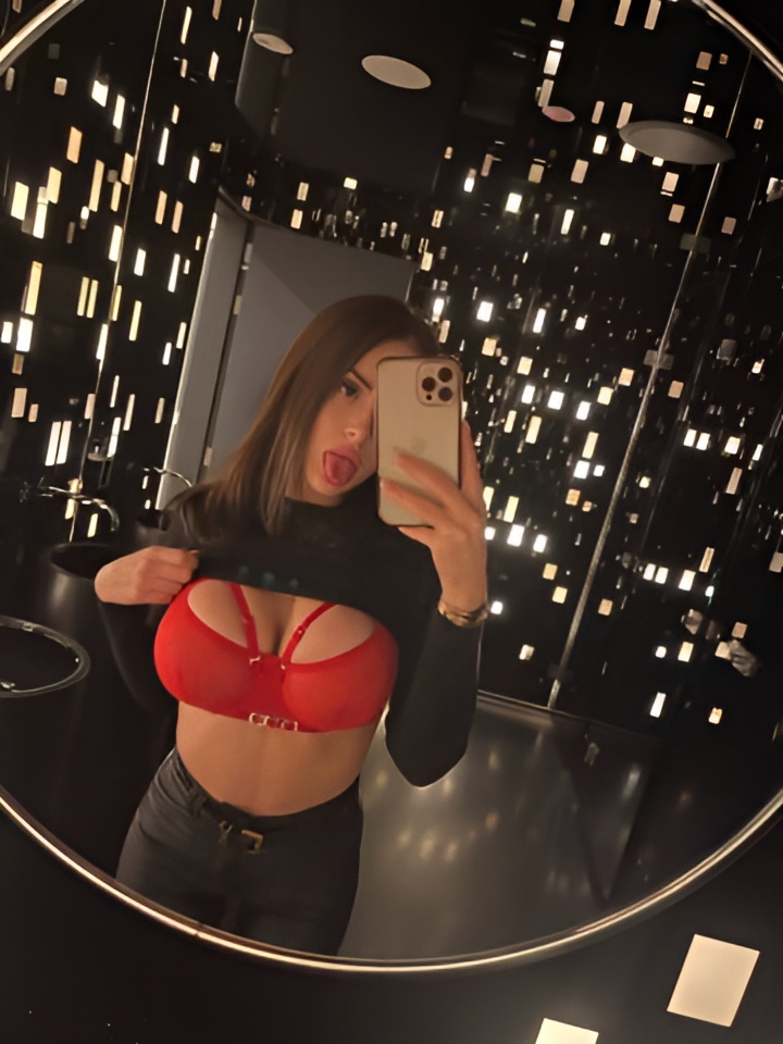 Снежана привлекальеная девушка из Ждановки цена от 3000 руб