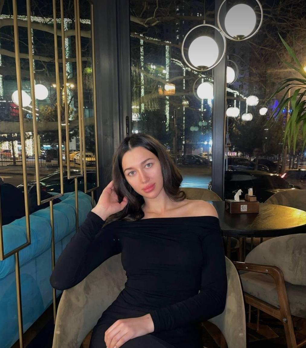 Янка привлекальеная девушка из Ждановки цена от 6000 руб