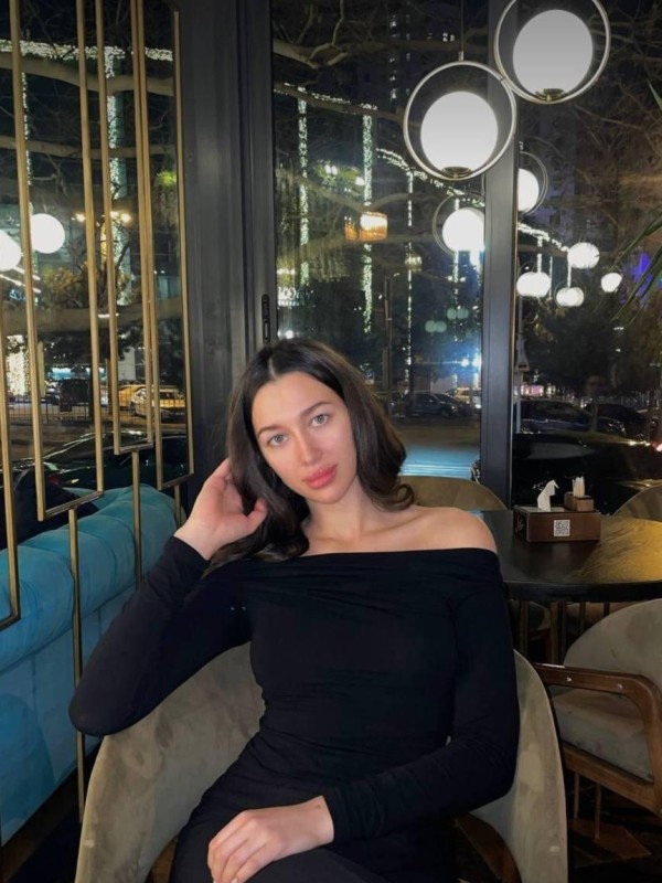 Янка привлекательная девушка из Ждановки цена от 6000 руб