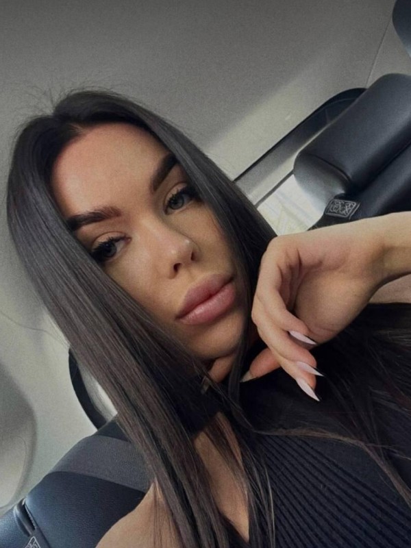 Наташа привлекательная девушка из Ждановки цена от 8000 руб